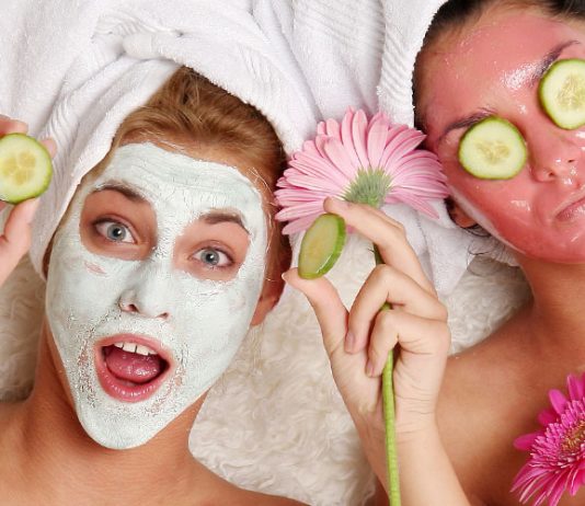 කාලය හා මුදල් ඉතිරි කරගන්න ගෙදරදීම කරගන්න පුළුවන් Beauty Tips