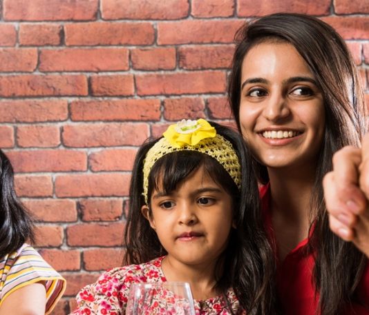 මව්වරුන්ගේ දිනය සමරන්න යන්න පුළුවන් හොඳම තැන්
